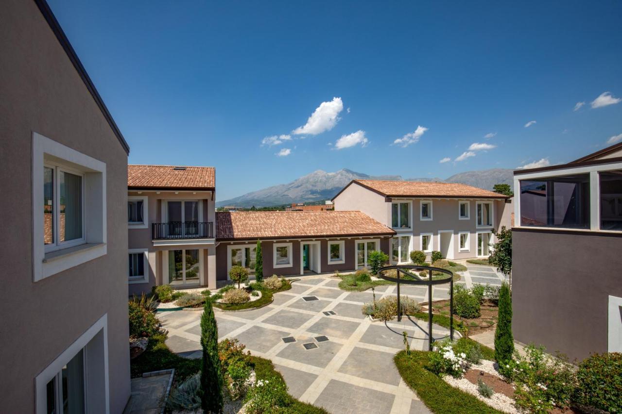 Hotel Della Piana Avezzano Esterno foto